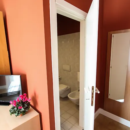 巴多利诺酒店 2*