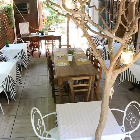 巴多利诺酒店 巴多利诺