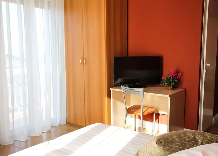 מלון Hotel Bardolino