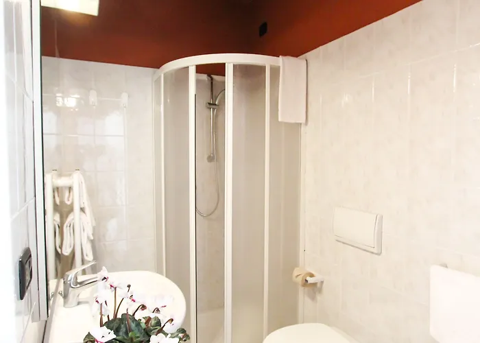 Hotel Bardolino מלון