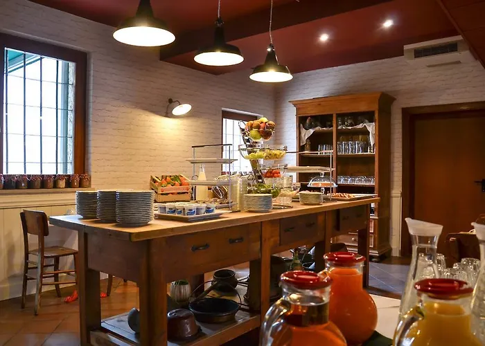 Hotel Bardolino מלון 2*