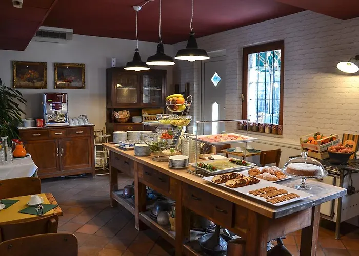 Hotel Bardolino 2* ברדולינו