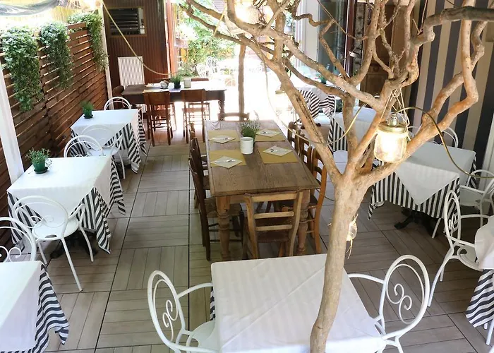 Hotel Bardolino ברדולינו