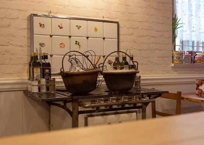Hotel Bardolino מלון 2*
