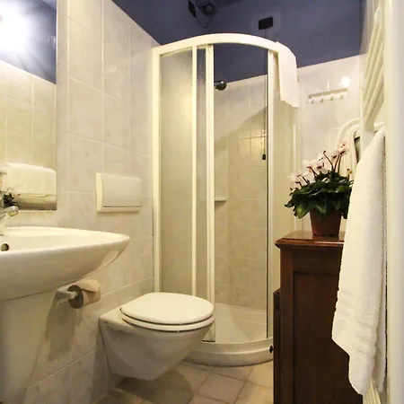 Hotel Bardolino 2* ברדולינו