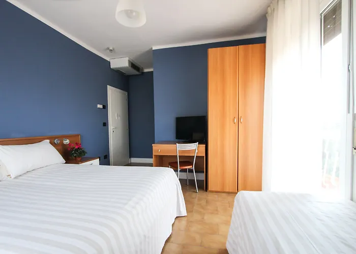 Hotel Bardolino 바르돌리노