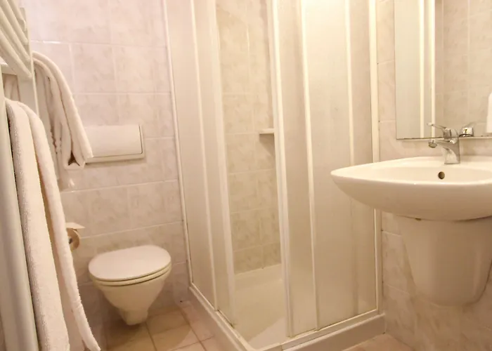 Hotel Bardolino 바르돌리노