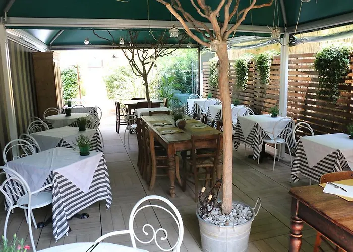 Hotel Bardolino 2* 바르돌리노