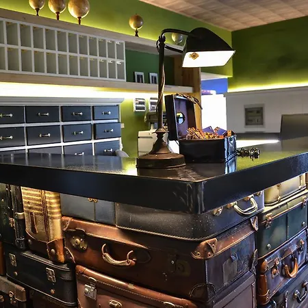 Hotel Bardolino 2* باردولينو