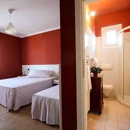 Hotel Bardolino 2* باردولينو