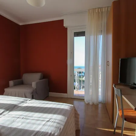 Hotel Bardolino Hotel 2*